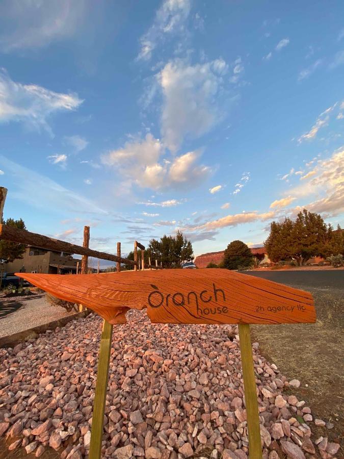 Oranch House, Studio & Wilderness Kanab Exteriör bild