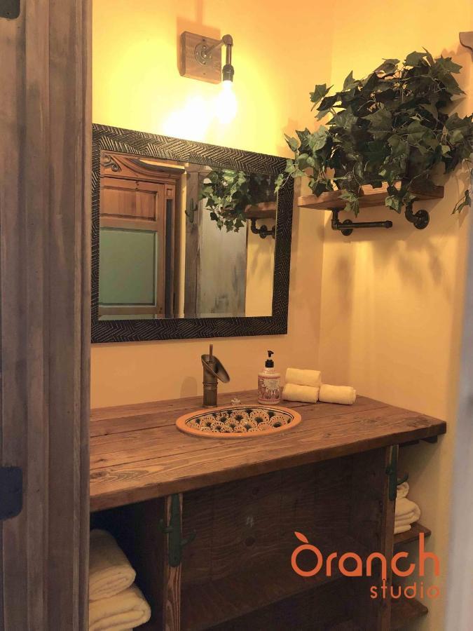 Oranch House, Studio & Wilderness Kanab Exteriör bild