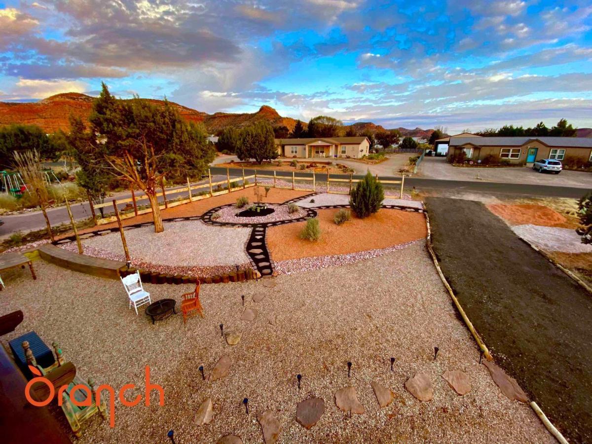 Oranch House, Studio & Wilderness Kanab Exteriör bild