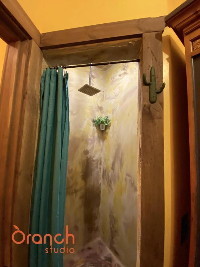 Oranch House, Studio & Wilderness Kanab Exteriör bild