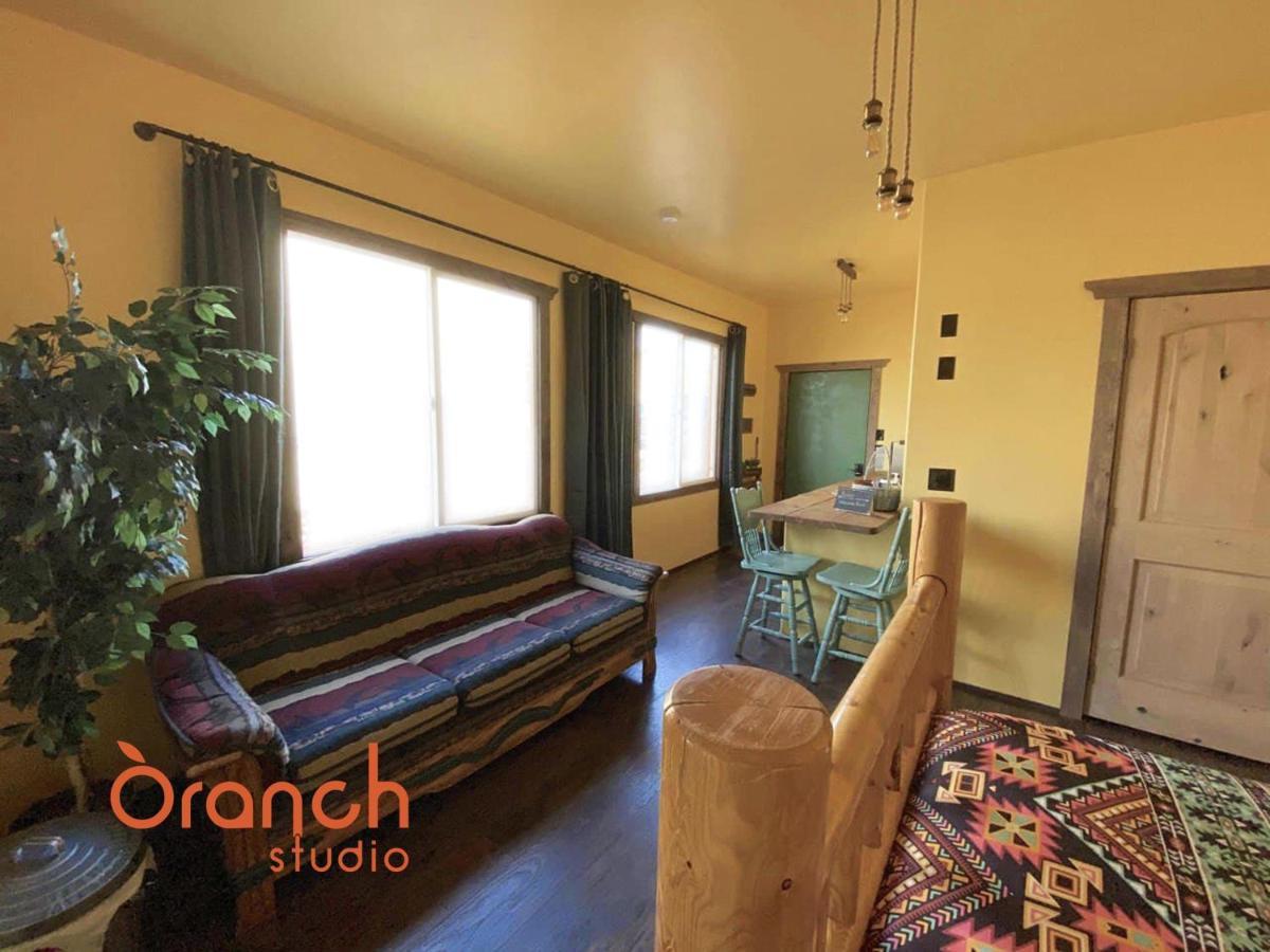 Oranch House, Studio & Wilderness Kanab Exteriör bild