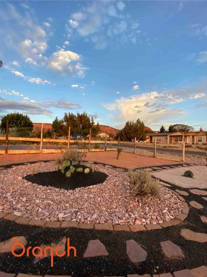 Oranch House, Studio & Wilderness Kanab Exteriör bild