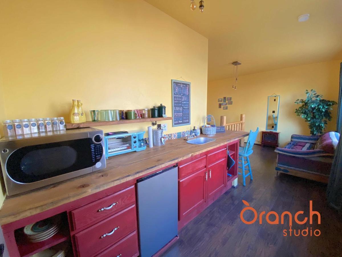 Oranch House, Studio & Wilderness Kanab Exteriör bild