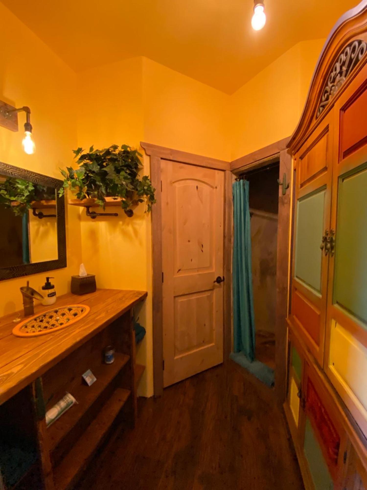 Oranch House, Studio & Wilderness Kanab Exteriör bild